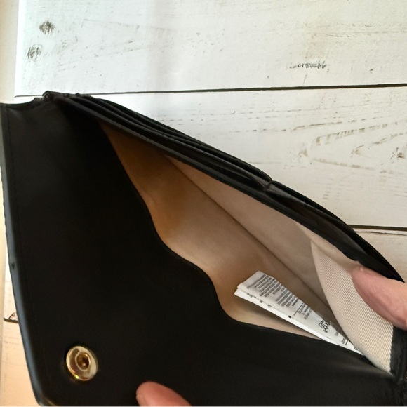 Slim Leopard Print and Black Wallet - Picture 4 of 6